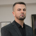 Dr. Enes Sukić